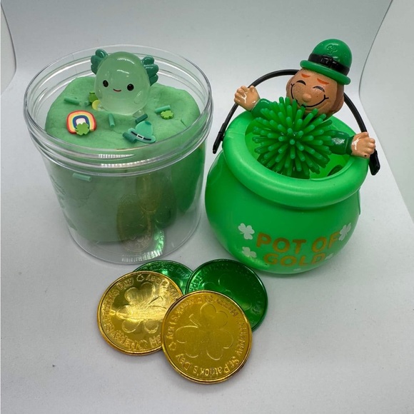 Leprechaun Pot of Gold Kids Play-doh Kit - Picture 1 of 1